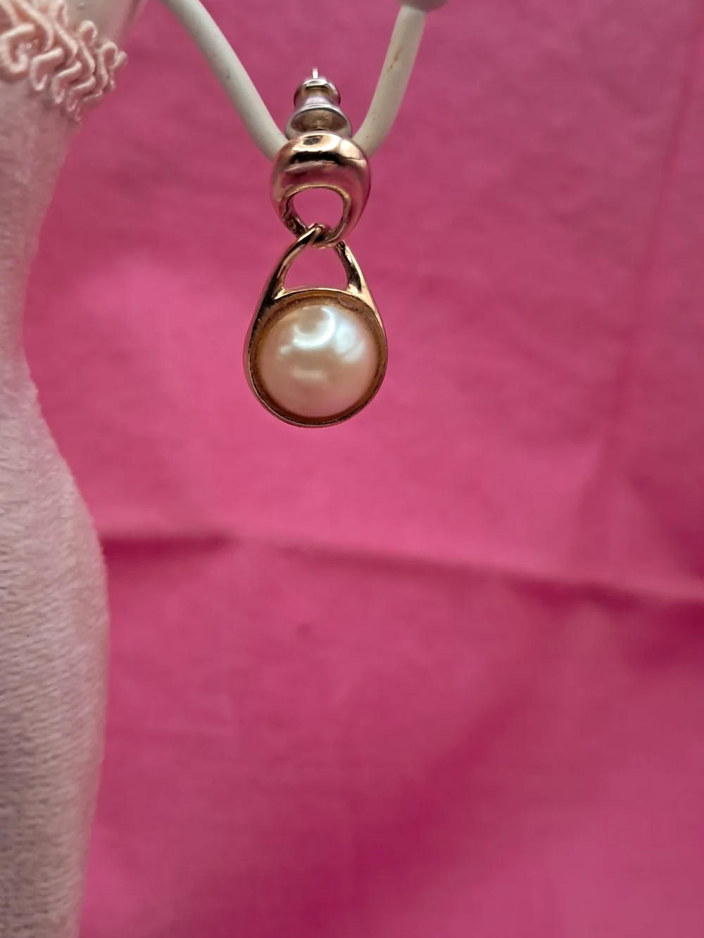 Vintage Chic Goldtone Faux Pearl Dangle Drop Earrings
